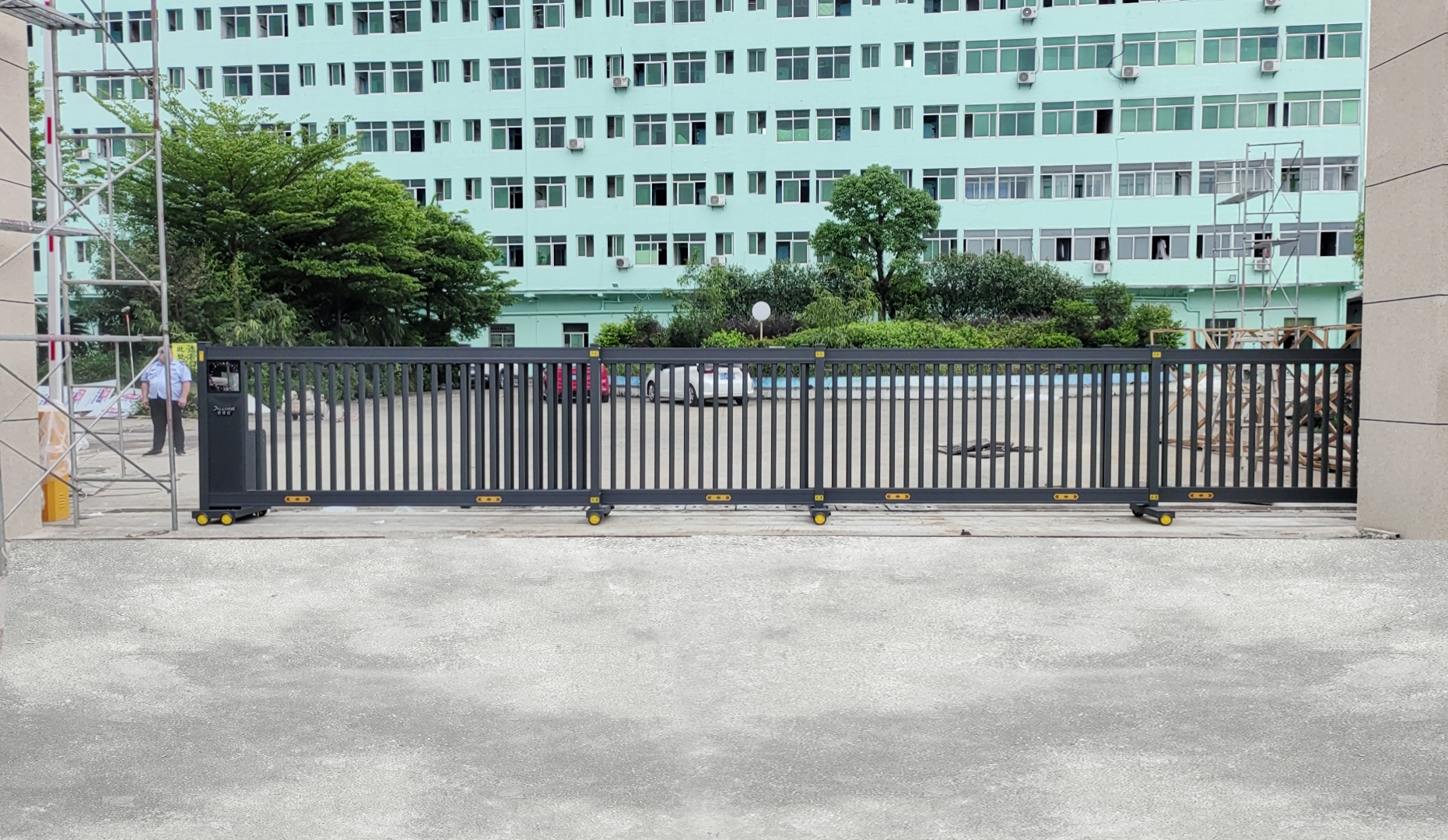 段滑门2号